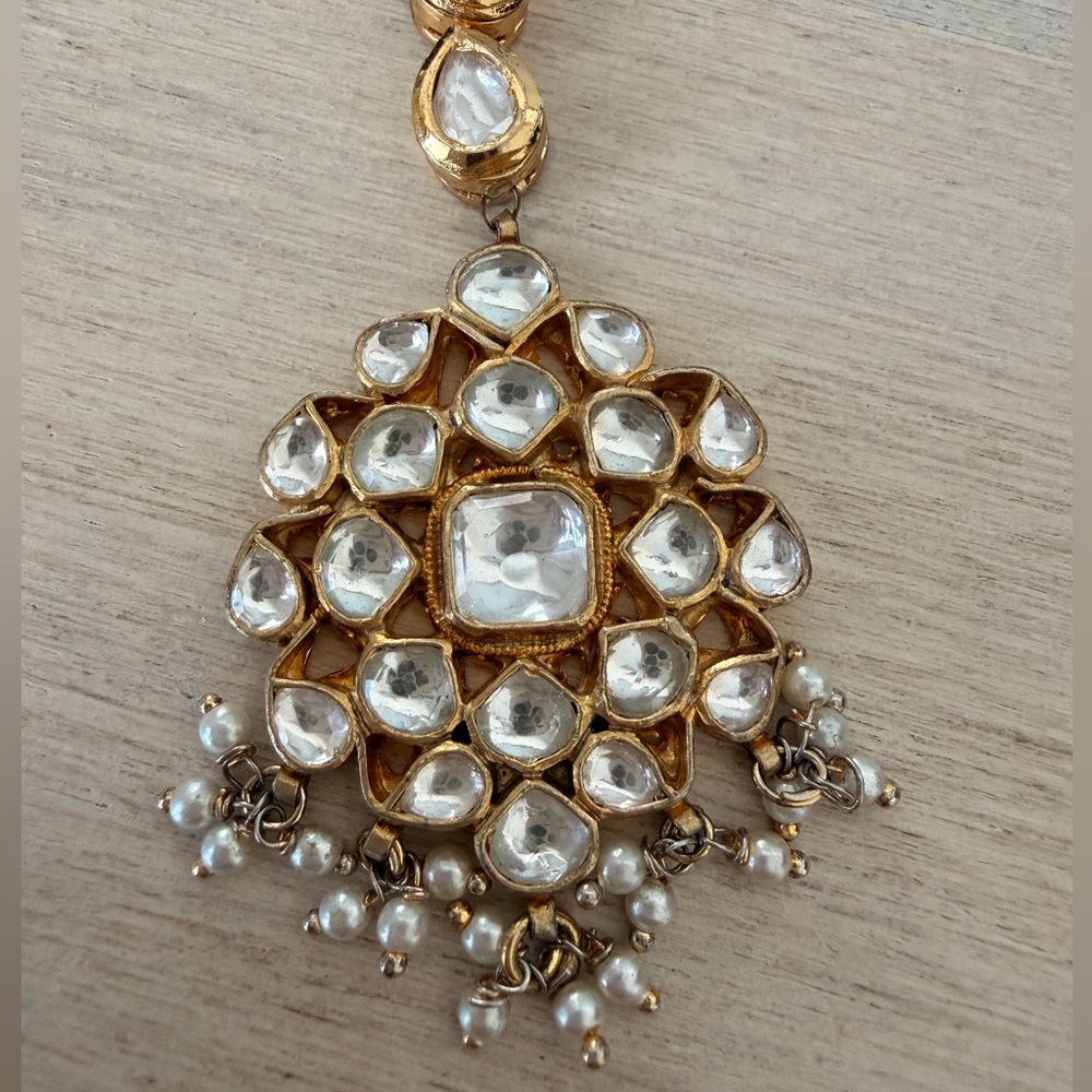Elegant Gold and Silver Pendant with Pearl Tikka